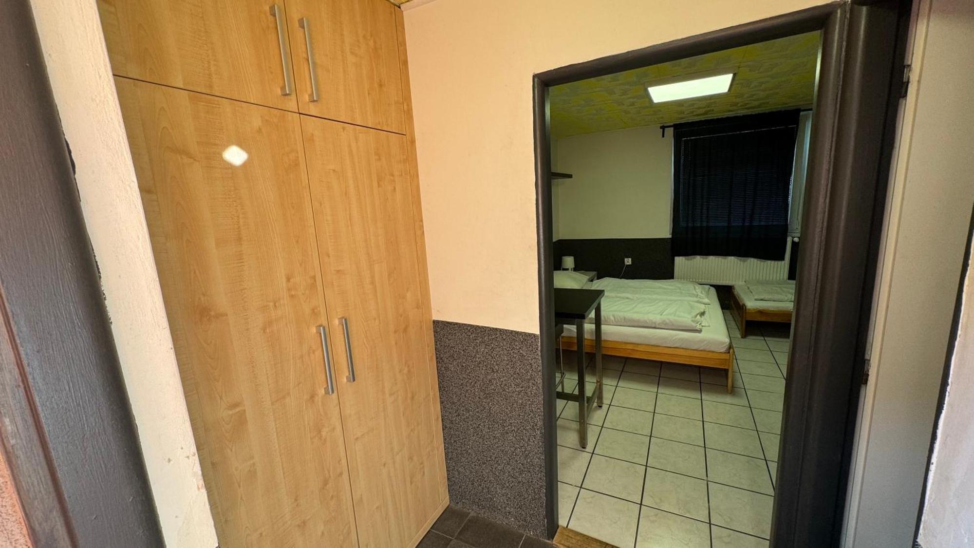 Hostel Seven Praag Buitenkant foto