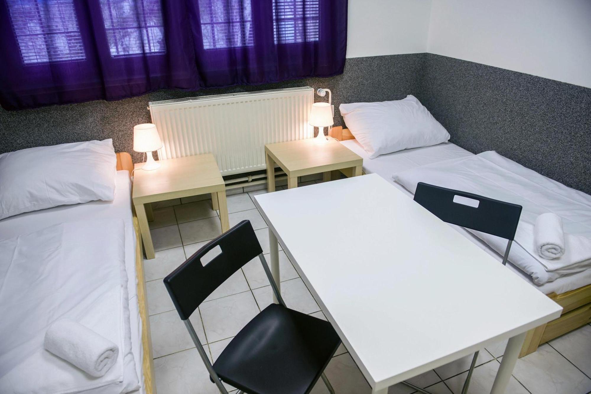 Hostel Seven Praag Buitenkant foto