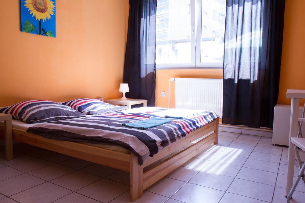 Hostel Seven Praag Buitenkant foto